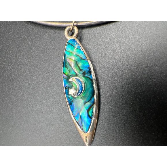 Vtg Surfboard Pendant Necklace Abalone Shell Moon Star Dolphin 15" Torque - Picture 2 of 5